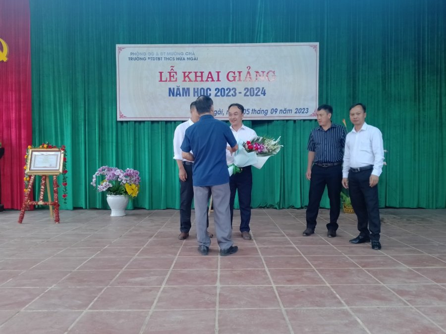 thcs hua ngai